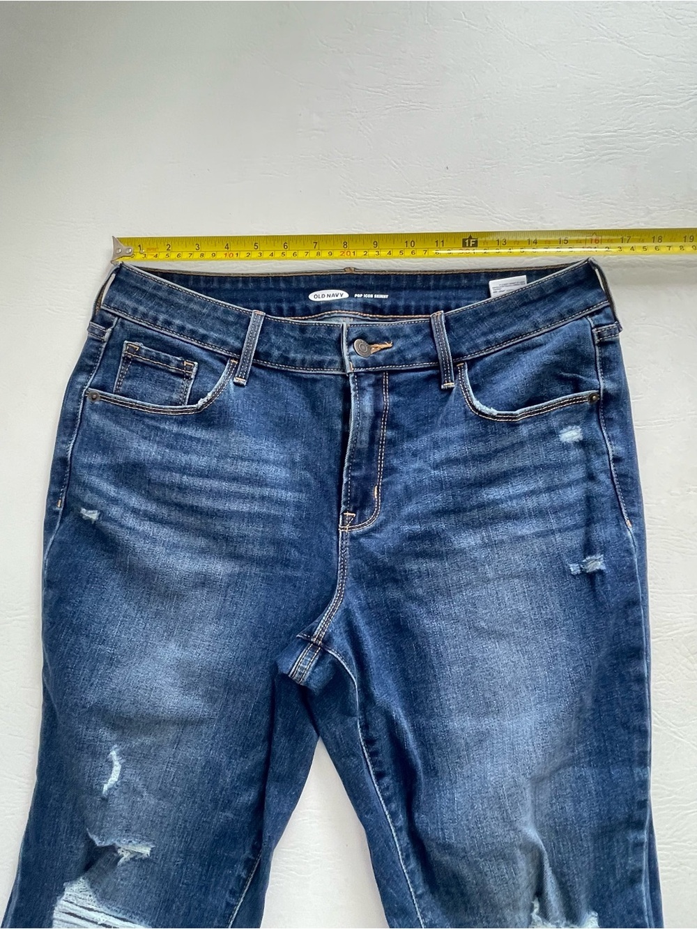 Old Navy Pop Icon Skinny Jeans Distressed Stretch Size 12 Short - Picture 12 of 13
